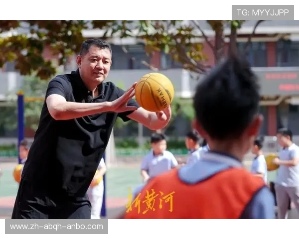 中国篮球名宿退役后投身青训事业助力未来之星成长